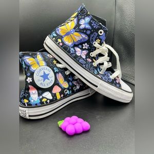 Converse Chuck Taylor All Star butterfly forest hightop sneakers girls preschool